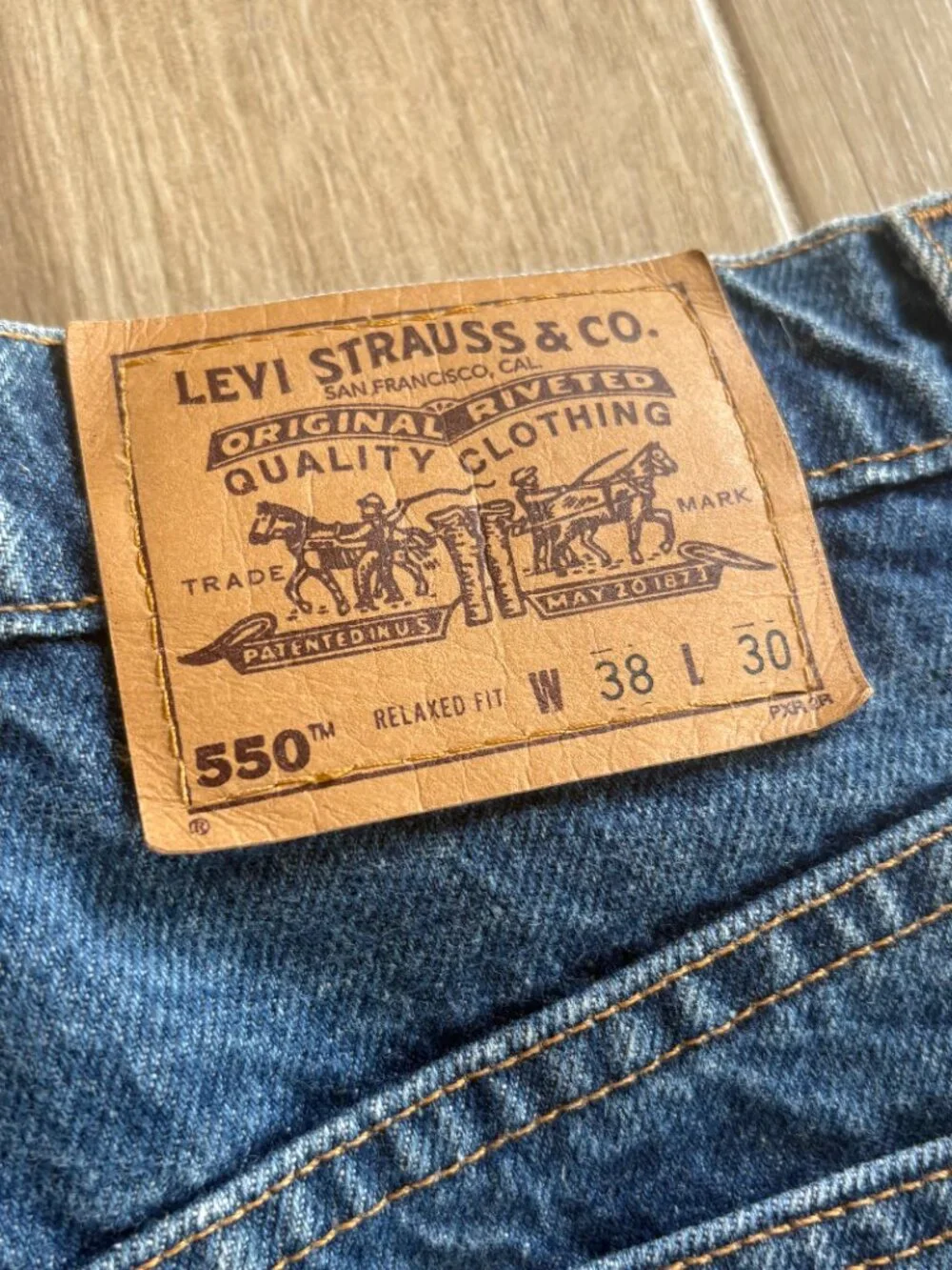 Vintage Levi's 550 Orange Tab Jeans Men's 38x30 Blue Relaxed Fit Denim 90s